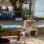 Akrogiali *