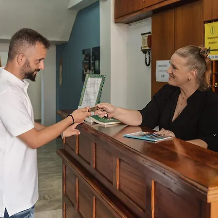 Apartamento Akrogiali *