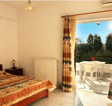 Akrogiali Apartment *