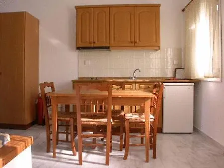 Akrogiali Apartment *